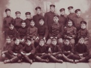 С.Н.Миловский с учащимися духовного училища в Починках