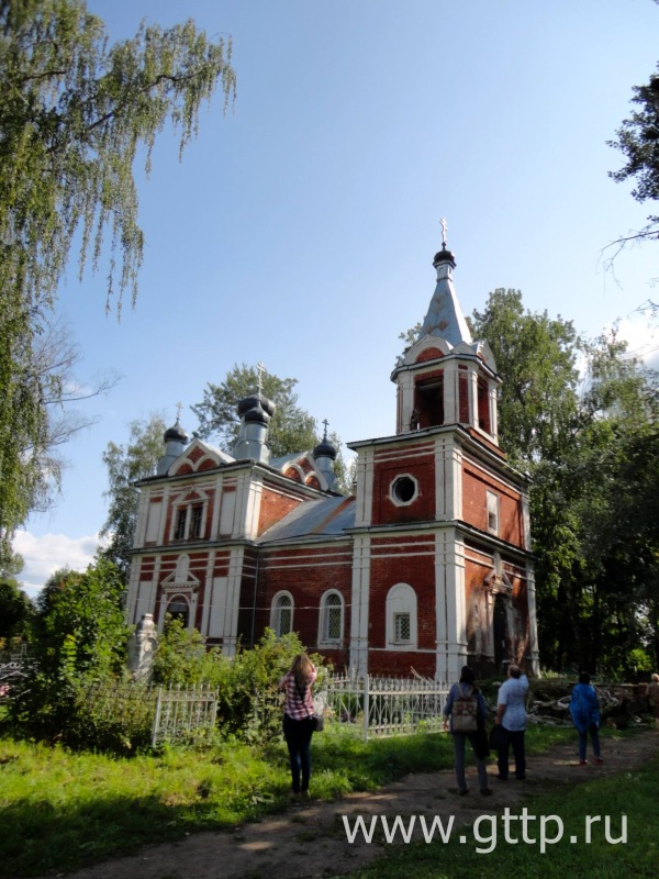 Скорбященская церковь в Горбатове, фото Виктора Гурьева