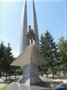 Памятник Алексееву на бульваре Юбилейном, фото Кати Наумочкиной