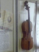 Скрипка времен А.Д.Улыбышева в Богородском музее, фото Галины Филимоновой