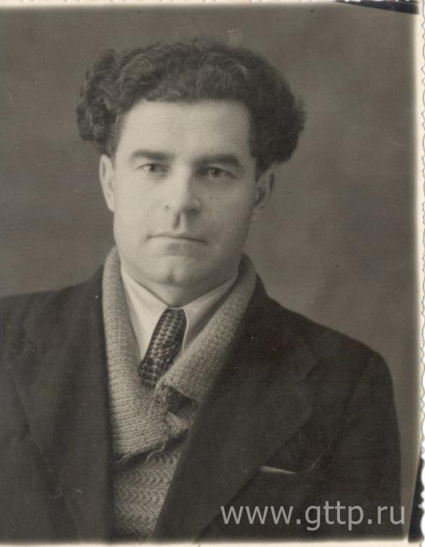 Портрет А.Ф.Кусакина в декабре 1948 года. Фото предоставлено Алиной Халецкой. 
