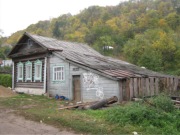 Дом, находящийся рядом с отсутствующим памятником - домом № 38 на ул. Гагарина в Горбатове, фото Ольги Чеберевой