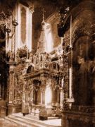 Рака, подаренная Саровскому монастырю Николаем II