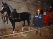 Экспонаты Подземного музея в Пешелани, фото Екатерины Шишуновой