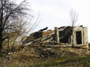 Никольское-Ржава. Руины главного дома Клейнмихелей, 2000 год, фото Елены Холодовой