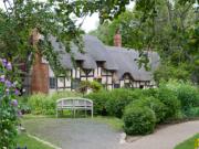 Anne Hathaways Cottage and gardens (Shakespeares wifes family home), photo by Amy Murrell