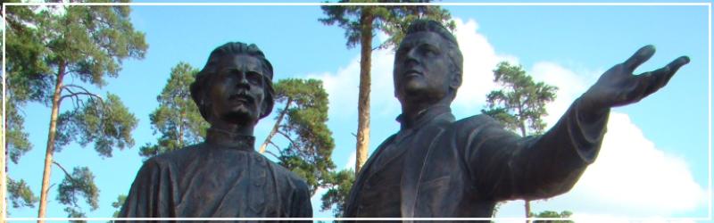 Памятник А.М.Горькому и Ф.И.Шаляпину на Моховых горах, август 2012 года, фото Михаила Чирикова