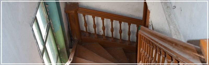 Дубовая лестница в усадьбе Кутлубицких, фото В.Бакунина